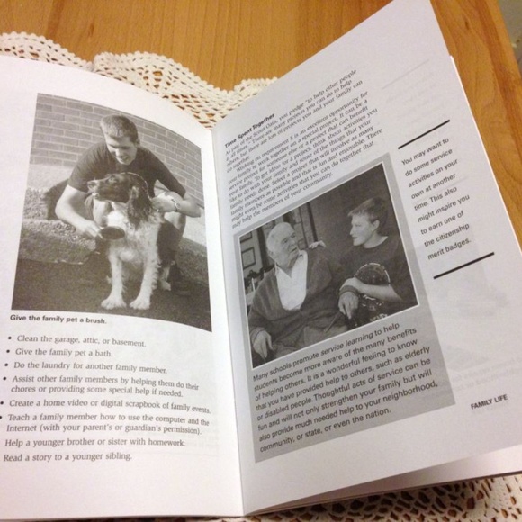 3 for $10 book sale! Boy Scouts Collectible, Boy Scouts Family Life - Picture 3 of 4